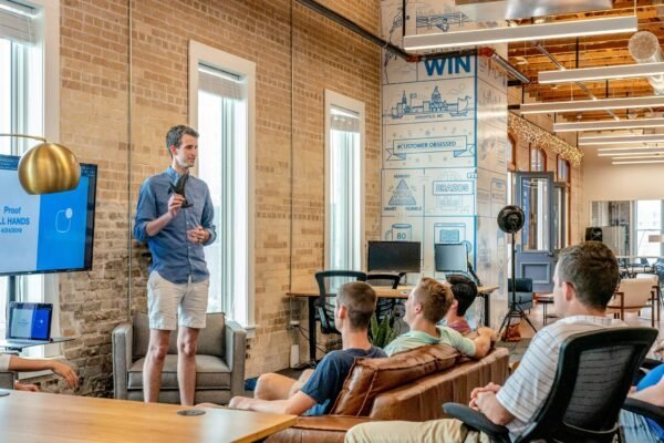 Marketing in the Remote Era: Strategies for SMEs to Connect and Convert